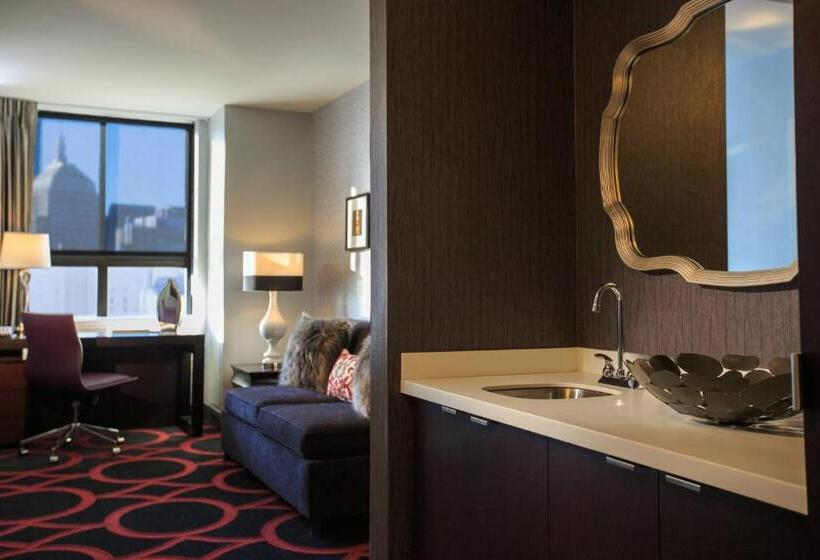 스위트 킹사이즈 침대, Courtyard By Marriott Boston Downtown