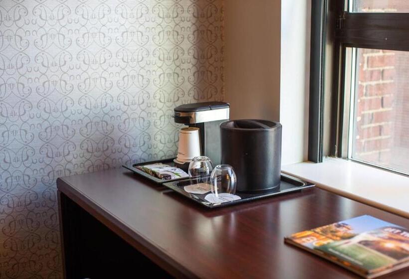 스위트 킹사이즈 침대, Courtyard By Marriott Boston Downtown