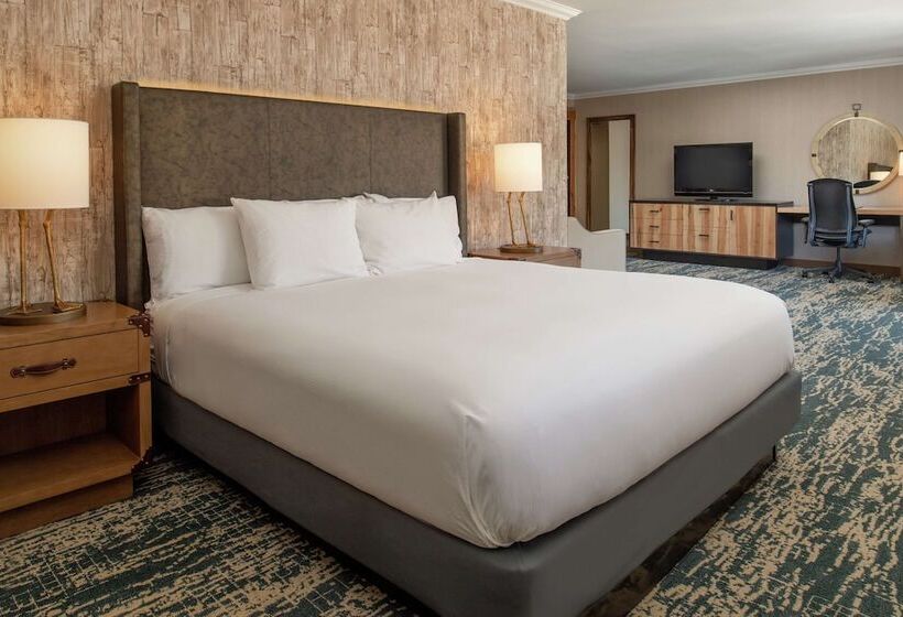 Полулюкс, Doubletree By Hilton Hotel Missoula   Edgewater