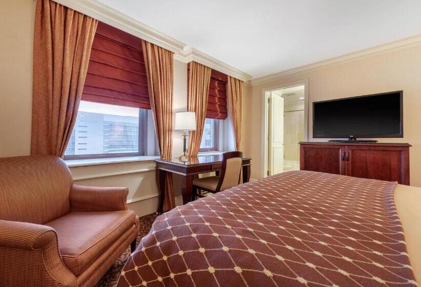 Номер Deluxe, Omni William Penn