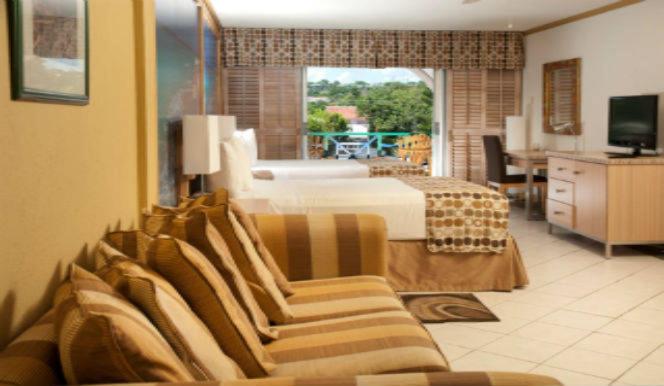 سوئیت جونیور با چشم‌انداز, Accra Beach Hotel & Spa