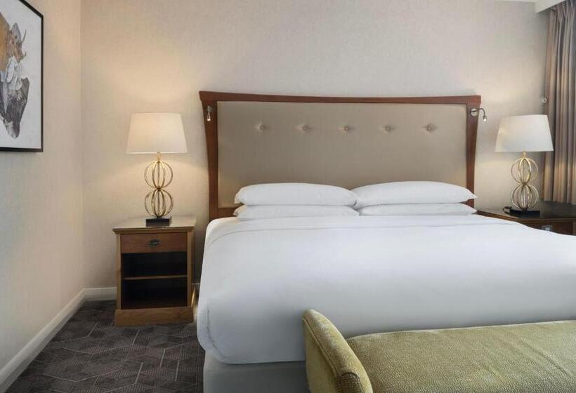 سوئیت با تخت بزرگ, Delta Hotels By Marriott Swindon
