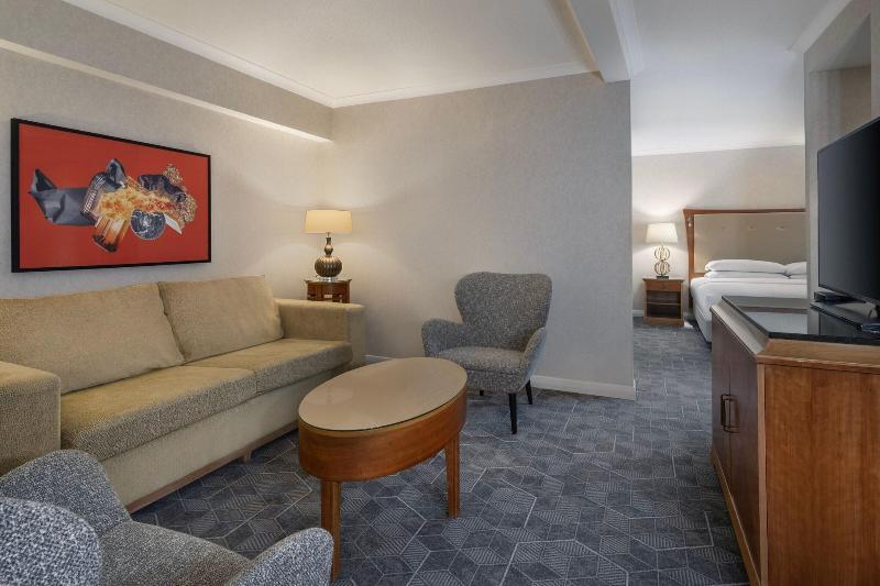 سوئیت با تخت بزرگ, Delta Hotels By Marriott Swindon