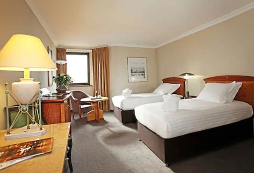 Номер Стандарт, Millennium Hotel Paris Charles De Gaulle