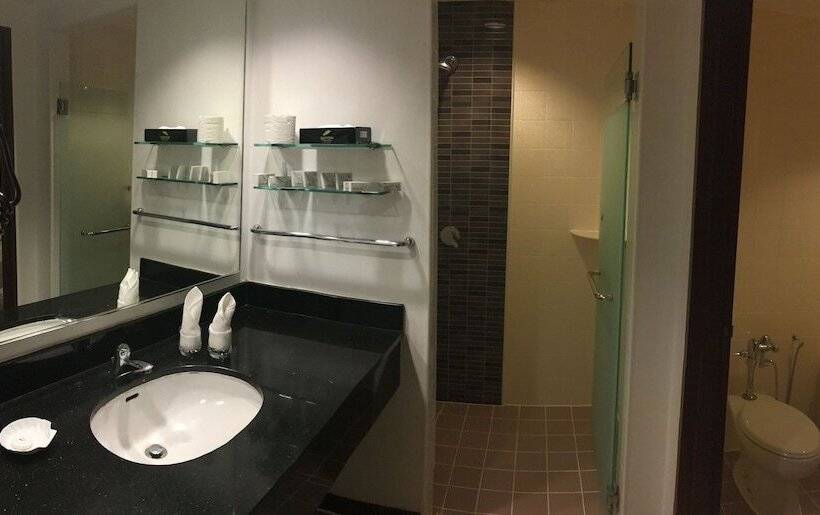 Номер Deluxe Вид на Море, Bayview Beach Resort