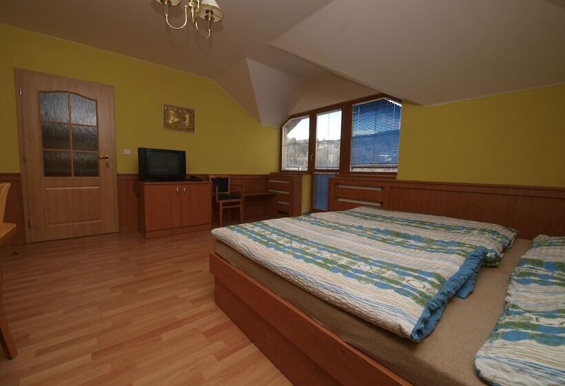 Номер Стандарт, Holiday Hotel Macocha