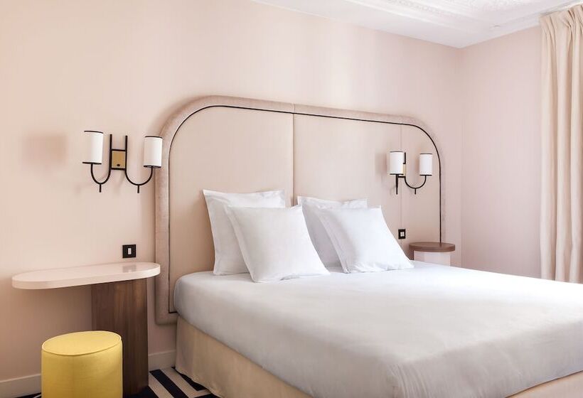 Habitación Estándar, Bienvenue