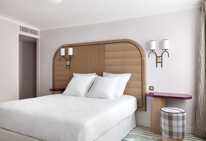 Habitación Estándar, Bienvenue