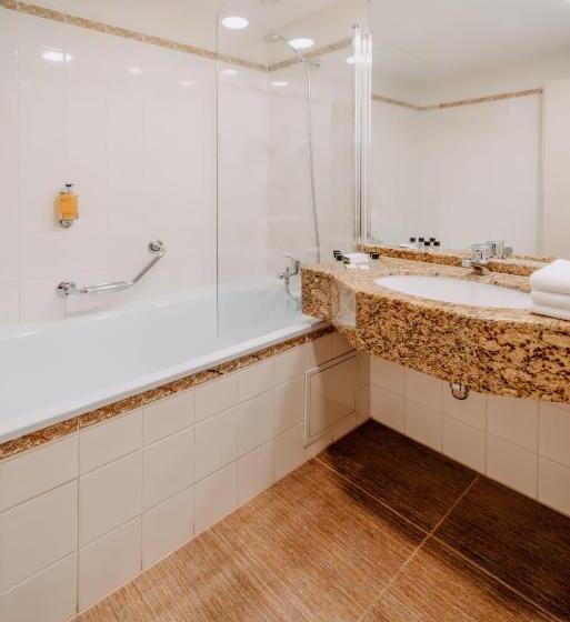 Номер Стандарт, Plaza Prague Hotel   Czech Leading Hotels