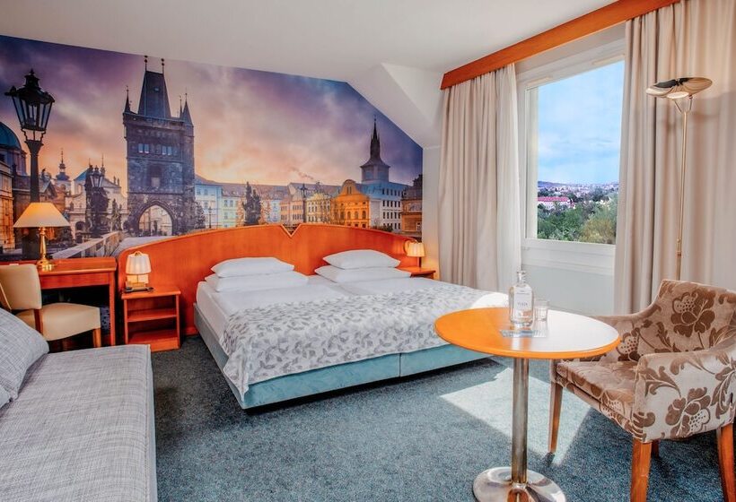 Номер Executive, Plaza Prague Hotel   Czech Leading Hotels