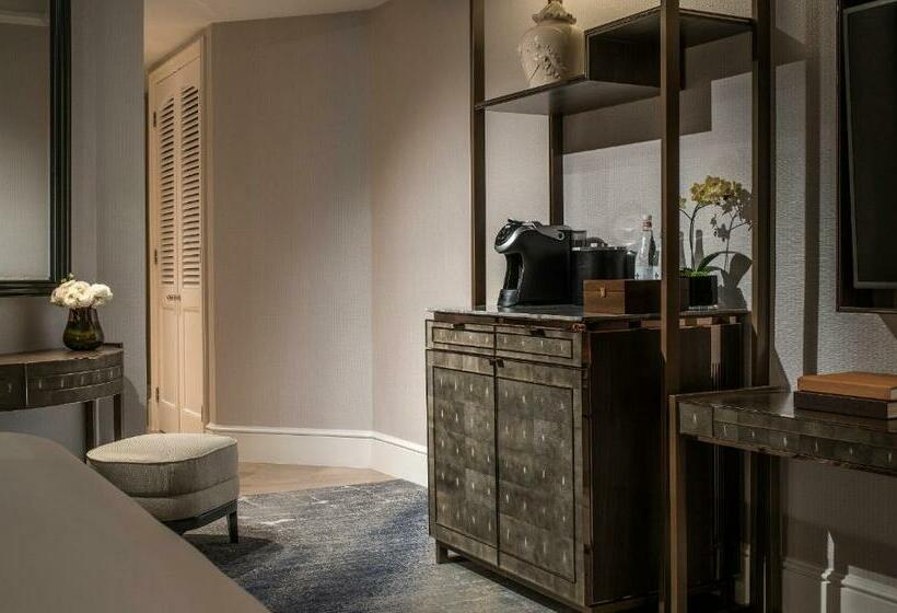 اتاق استاندارد با تخت بزرگ, Four Seasons Hotel Singapore