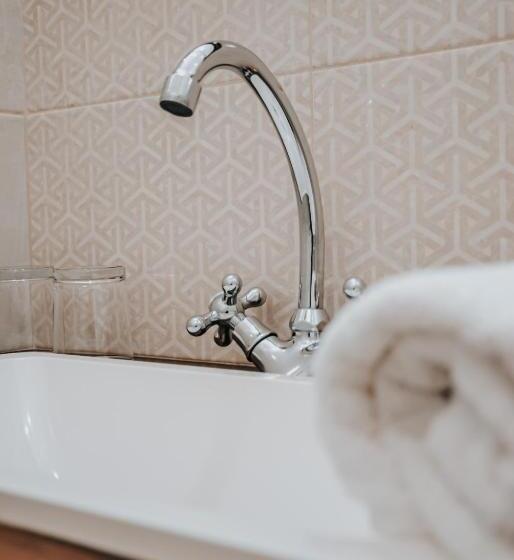 四人标准间, B&b Hotel Praha