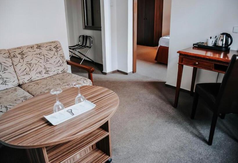 舒适三人间, B&b Hotel Praha
