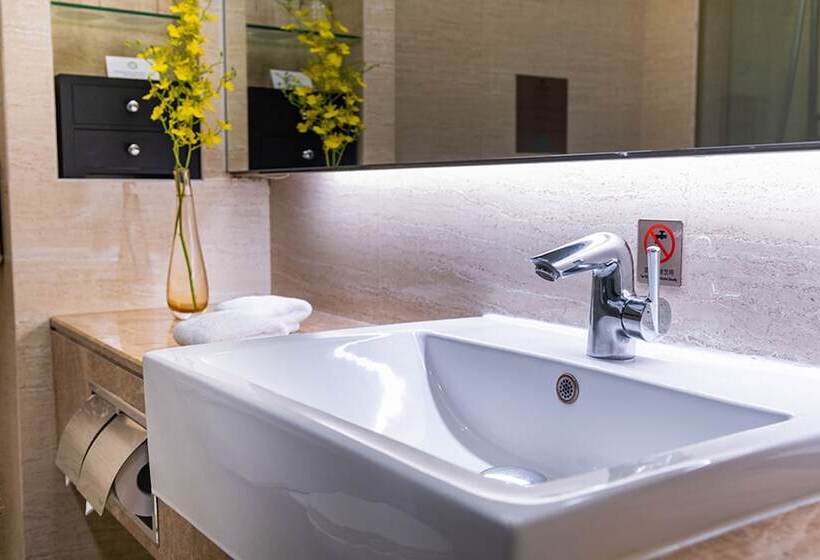 Номер Superior, Millennium Harbourview Hotel Xiamen Near Metro Station & Zhongshan Road