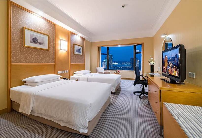 Номер Deluxe, Millennium Harbourview Hotel Xiamen Near Metro Station & Zhongshan Road