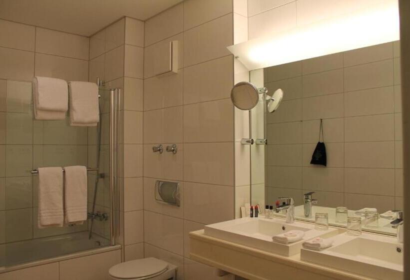 Номер Superior, Relexa Hotel Airport Düsseldorf/ratingen