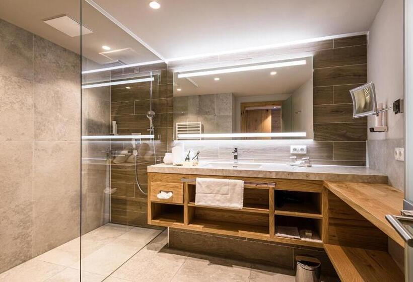 Люкс Вид на Горы, Landhotel Schermer