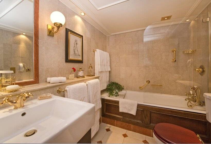 Люкс Мастер, Milestone Hotel Kensington