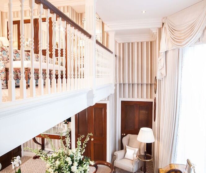 Люкс Мастер, Milestone Hotel Kensington