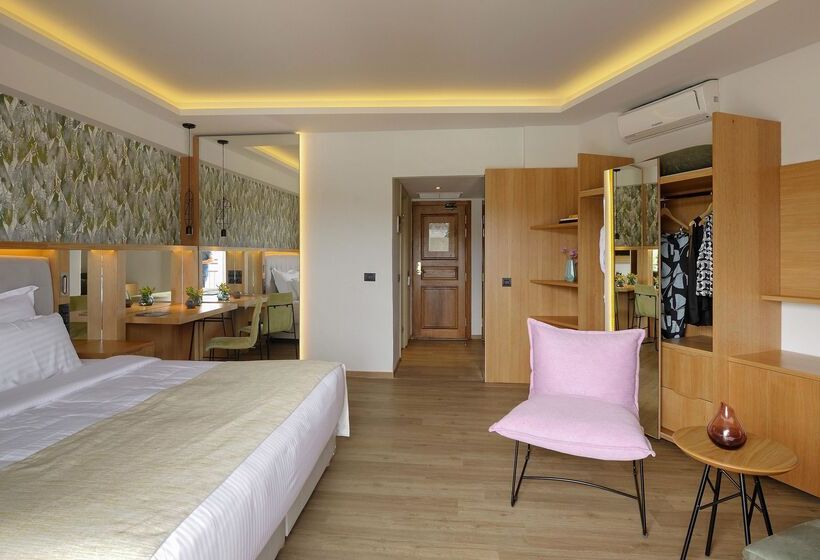 Полулюкс Вид на Море, Dolce By Wyndham Athens Attica Riviera