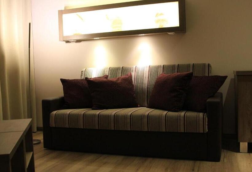 Полулюкс, Flair Hotel Weiss