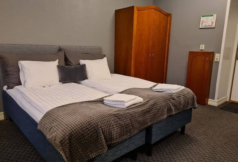 家庭间, Furunäset Hotell & Konferens