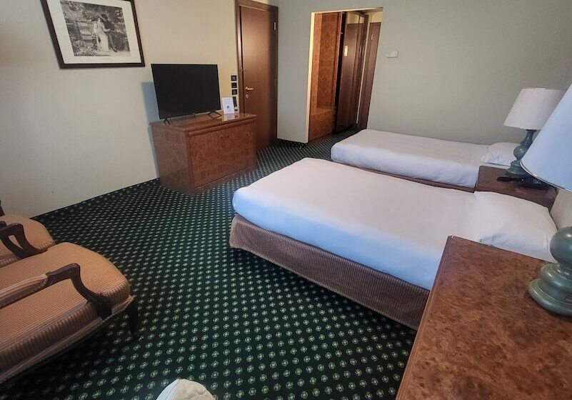 Habitación Superior, Tower Genova Airport   Hotel & Conference Center