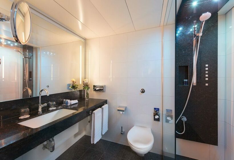 سوییت جونیور, Maritim Hotel Stuttgart