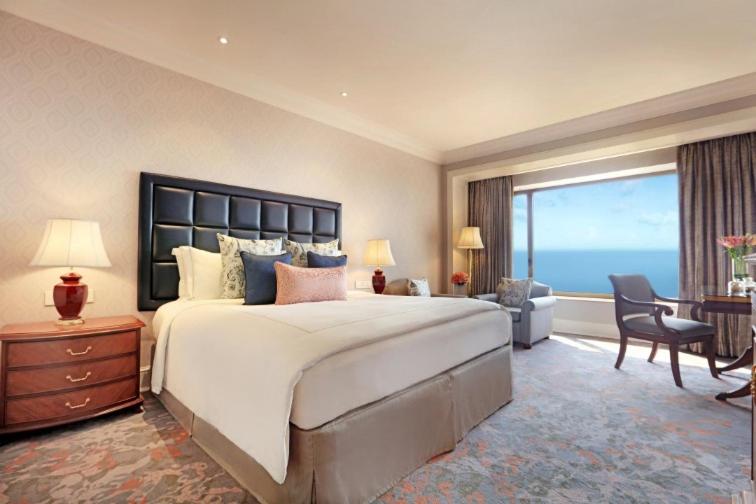 اتاق استاندارد با تخت بزرگ, Taj Lands End