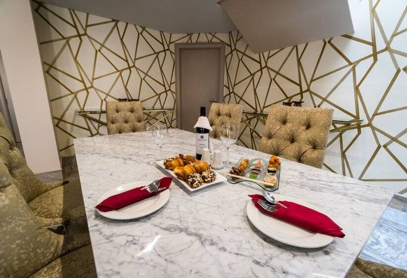 سوئیت پرزیدنت, Windhoek Country Club Resort