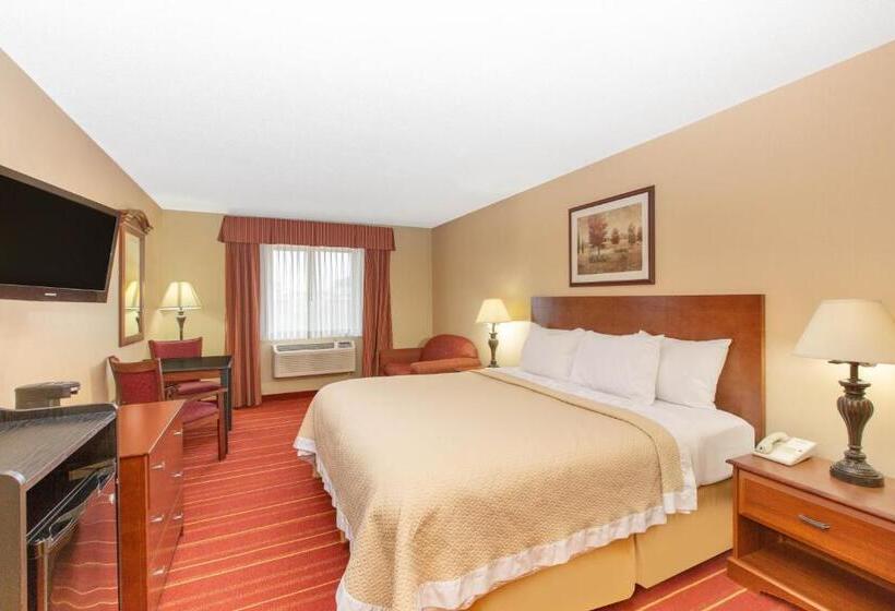 스탠다드 룸 킹사이즈 침대, Days Inn By Wyndham Salina I70
