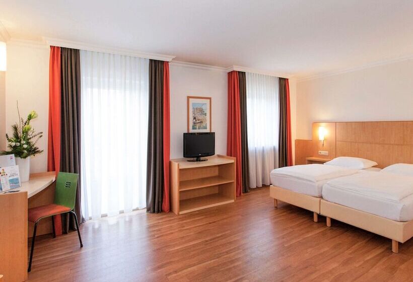 Номер Superior, Ibis Saarbrücken City