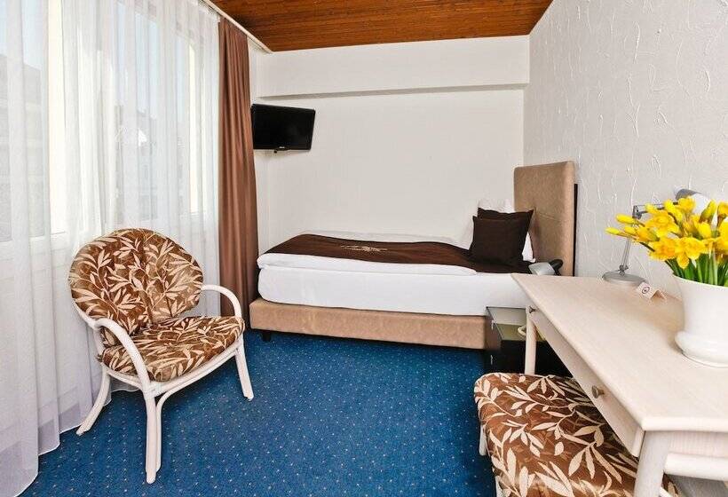 标准单人间, Seehotel Pilatus