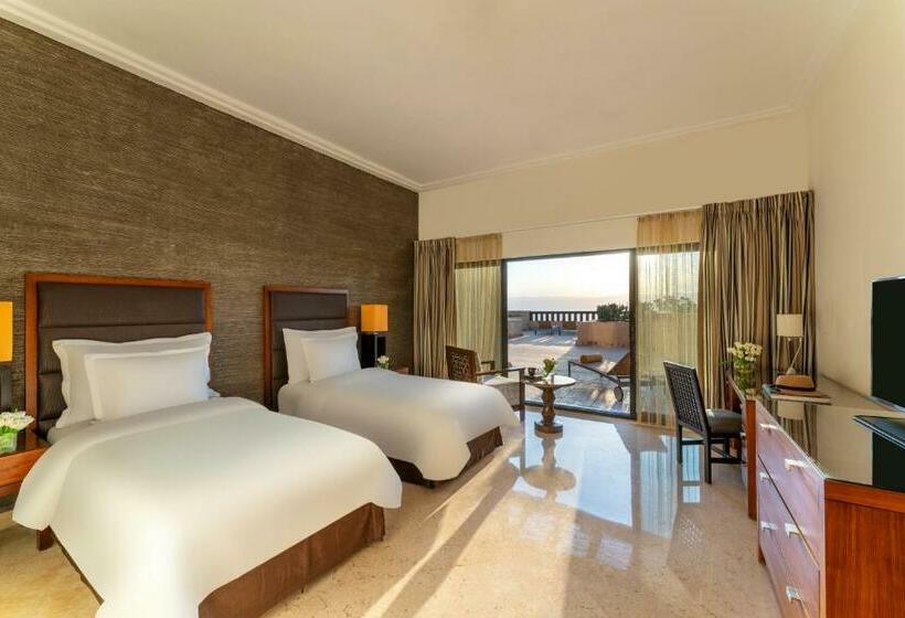 اتاق پرمیوم با چشم‌انداز دریا, Mövenpick Resort & Spa Dead Sea