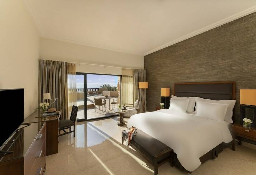 اتاق پرمیوم با چشم‌انداز دریا, Mövenpick Resort & Spa Dead Sea