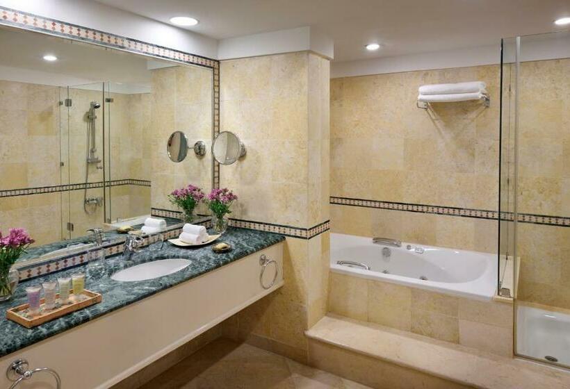 سوئیت پرزیدنت, Mövenpick Resort & Spa Dead Sea