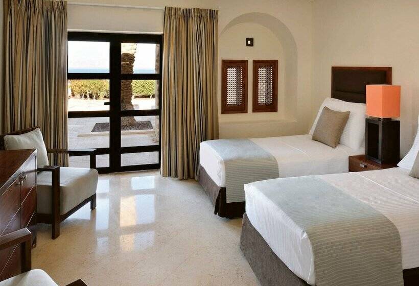 اتاق سوپریور با چشم‌انداز دریا, Mövenpick Resort & Spa Dead Sea