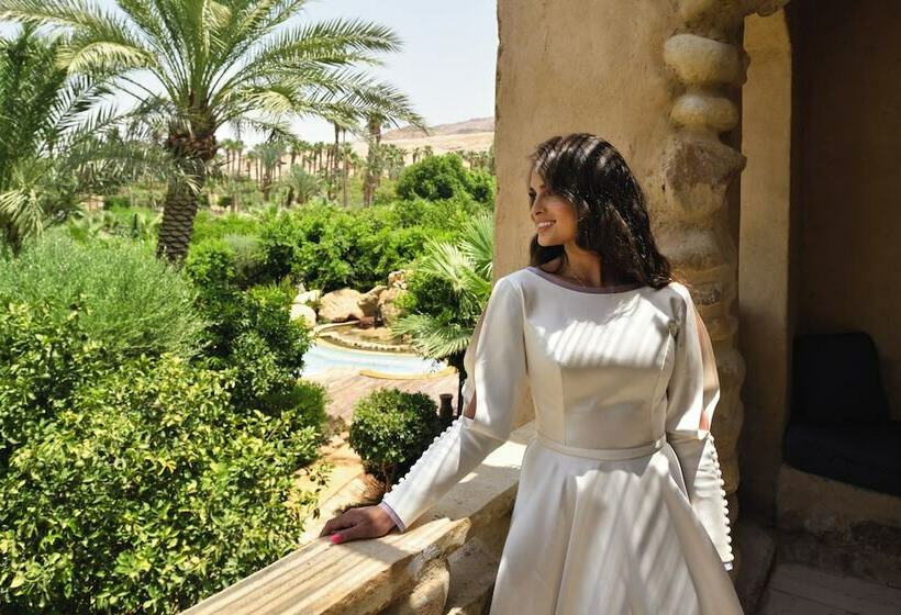 سوییت, Mövenpick Resort & Spa Dead Sea