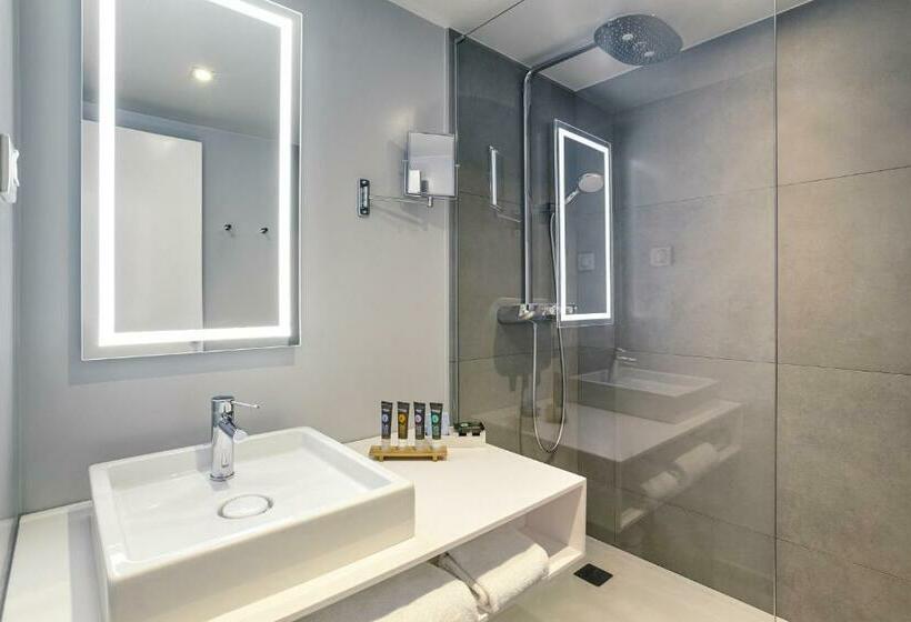 Номер Superior, Novotel Paris Charles De Gaulle Airport