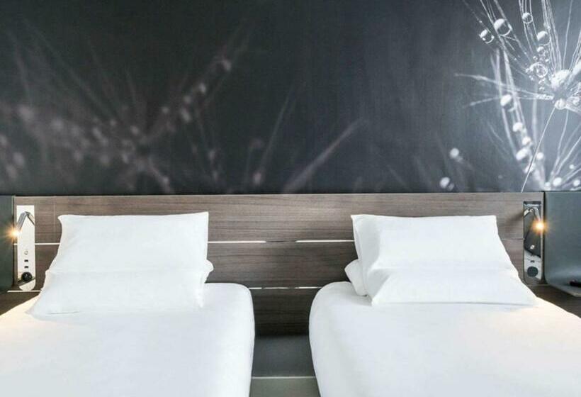 Номер Superior, Novotel Paris Charles De Gaulle Airport