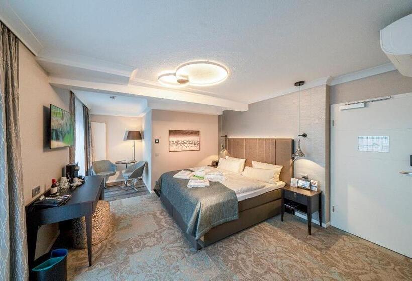 Номер Стандарт Боковой Вид на Море, Strandhotel Duhnen