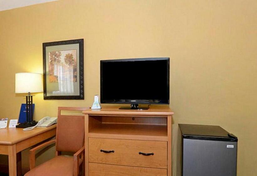 Номер Deluxe, Americas Best Value Inn Iola