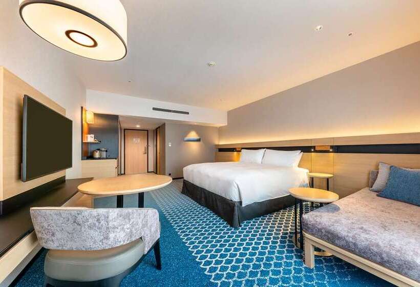 带大床的行政房间, Hilton Budapest