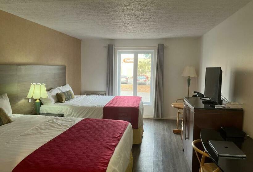 Номер Deluxe, Cowansville