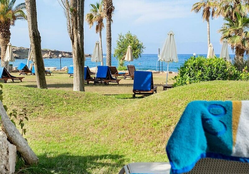 Люкс, Coral Beach Hotel & Resort Cyprus