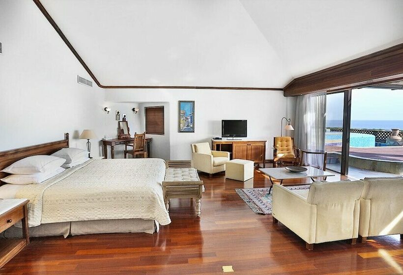 Королевский Люкс, Coral Beach Hotel & Resort Cyprus