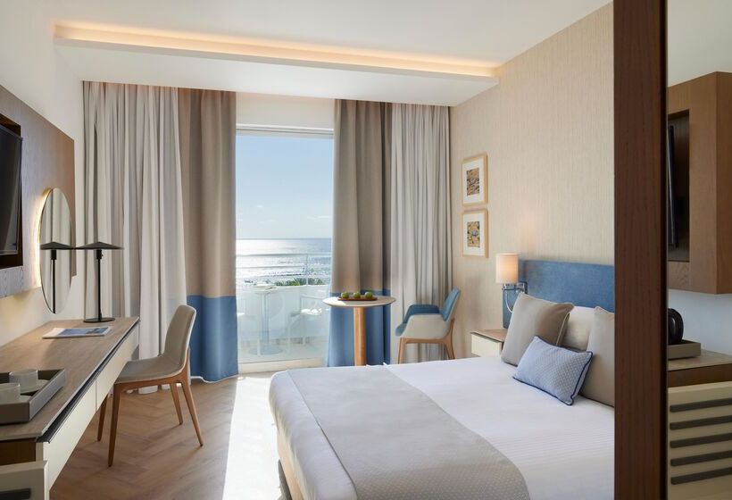 豪华海景房, Mediterranean Beach
