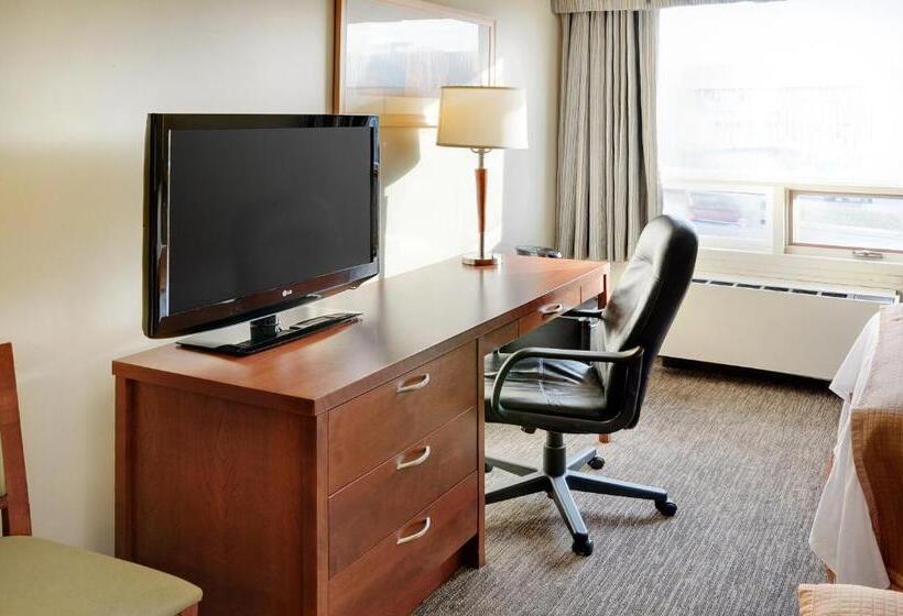 Номер Стандарт Адаптированный для Инвалидов, Travelodge Hotel By Wyndham Sudbury