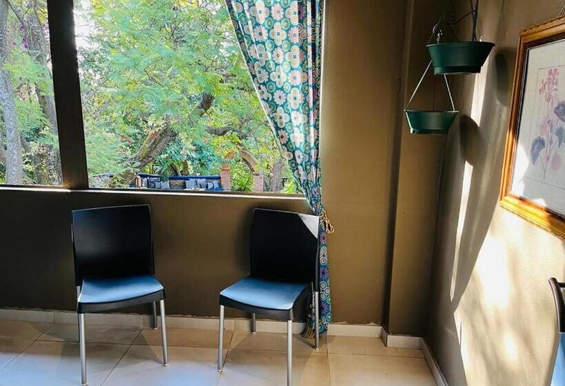 Family Suite, Shangri La Country Hotel & Spa
