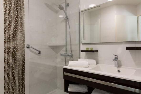 اتاق استاندارد, Logis Hotel Arc En Ciel